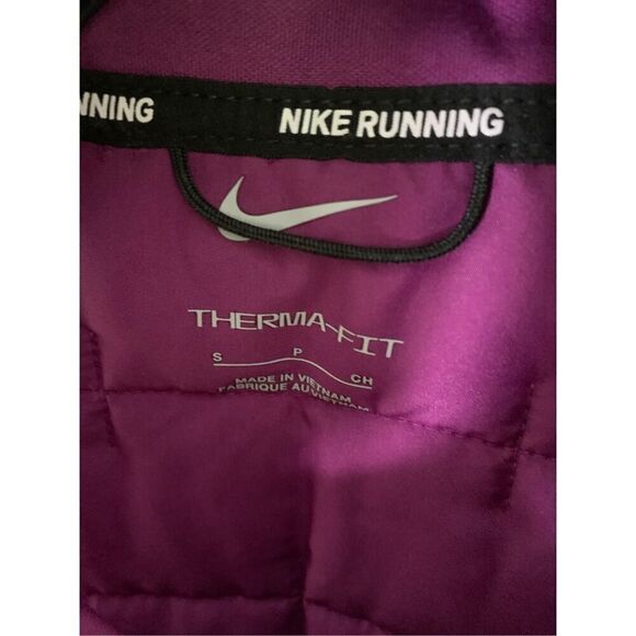 Nike Therma Women's Synthetic-Fill Running Vest small NEW WITH TAGS - Picture 8 of 9
